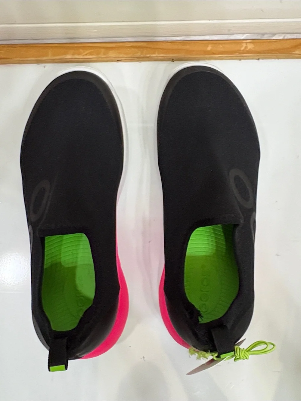 NWT OOFOS Black Slip-On Sneakers with Pink and Lime Accents - Picture 8 of 11